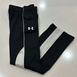 Under Armour Size Youth Medium